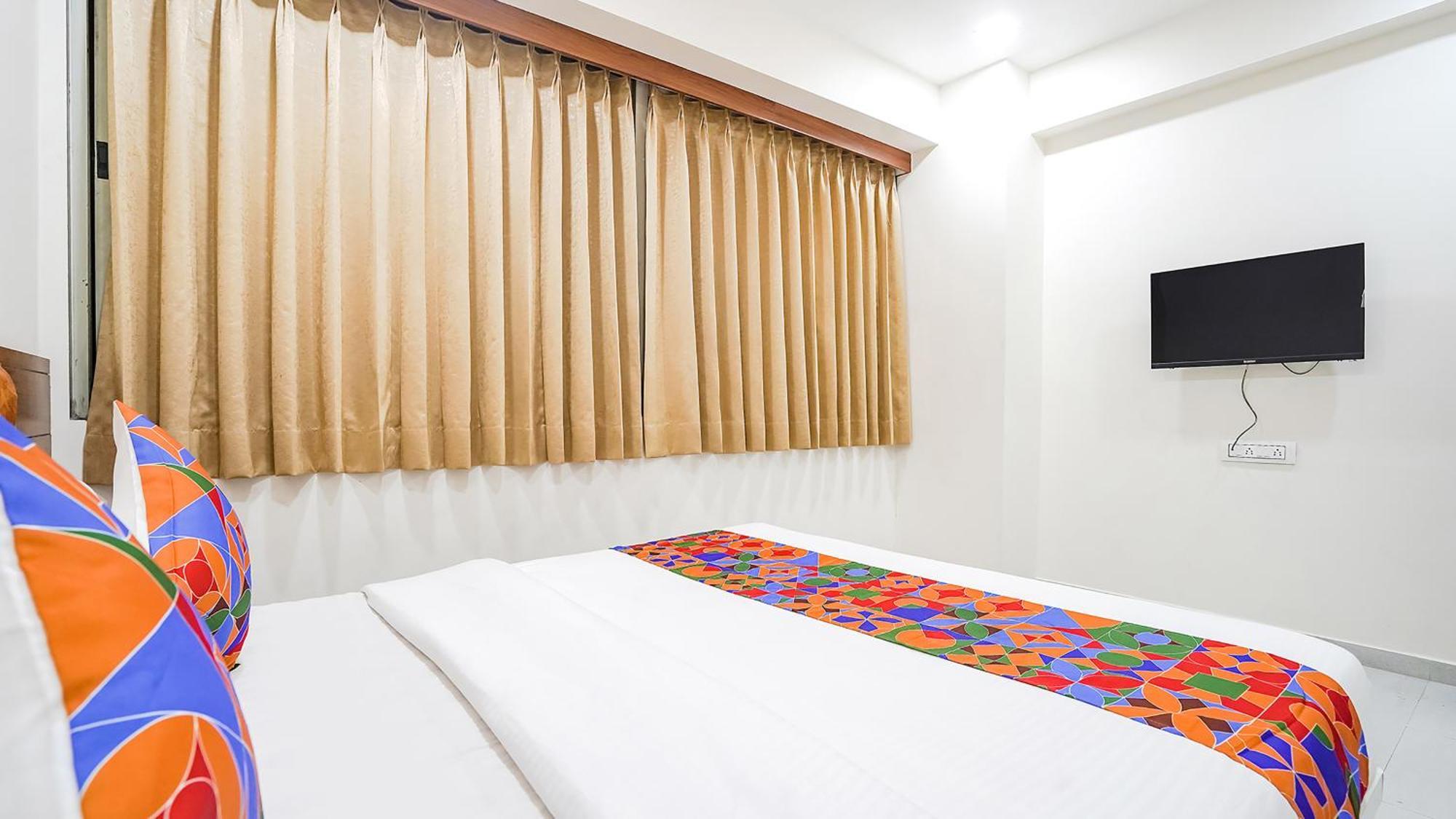 Fabhotel Vishala In アーメダバード エクステリア 写真