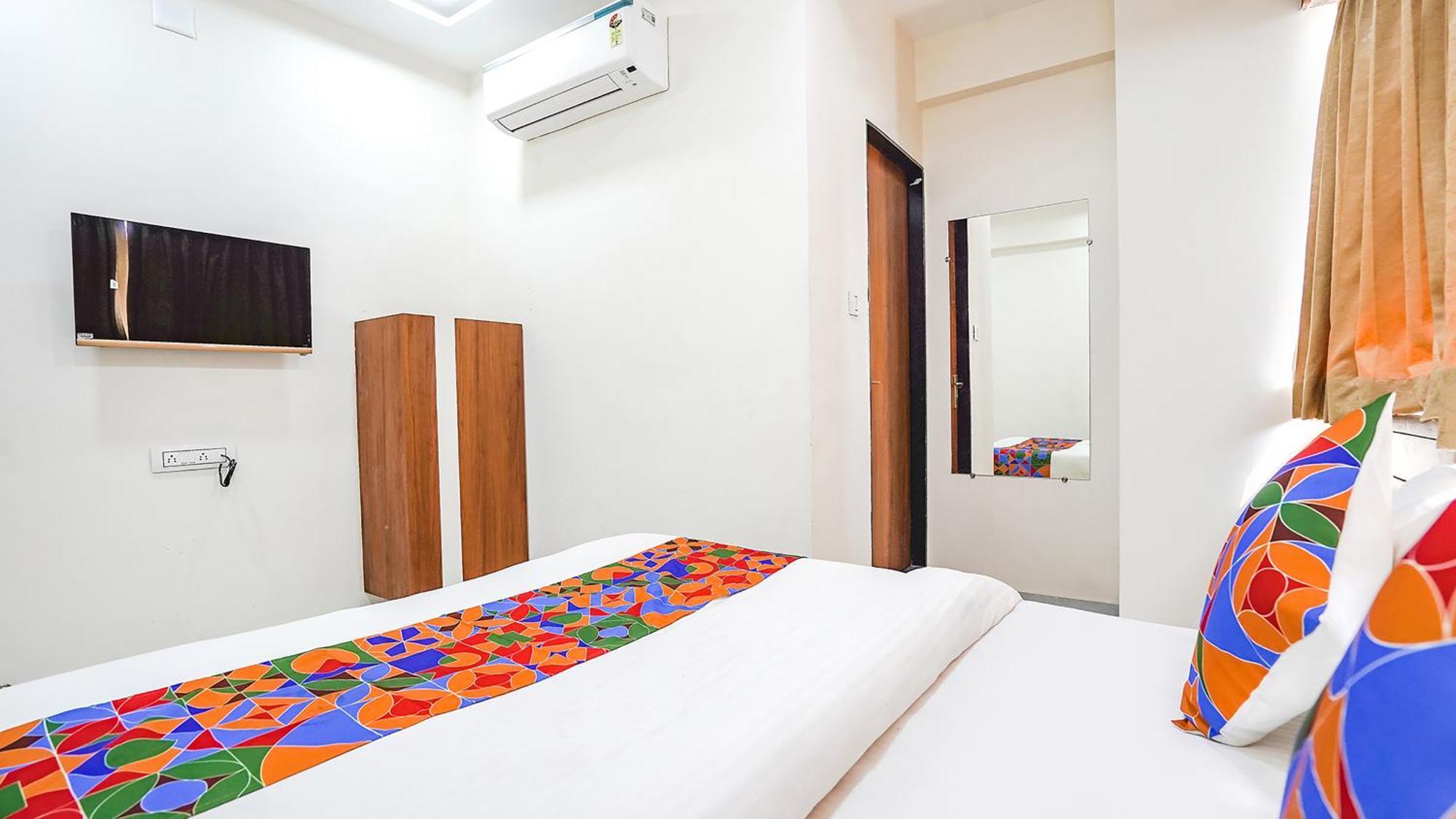 Fabhotel Vishala In アーメダバード エクステリア 写真