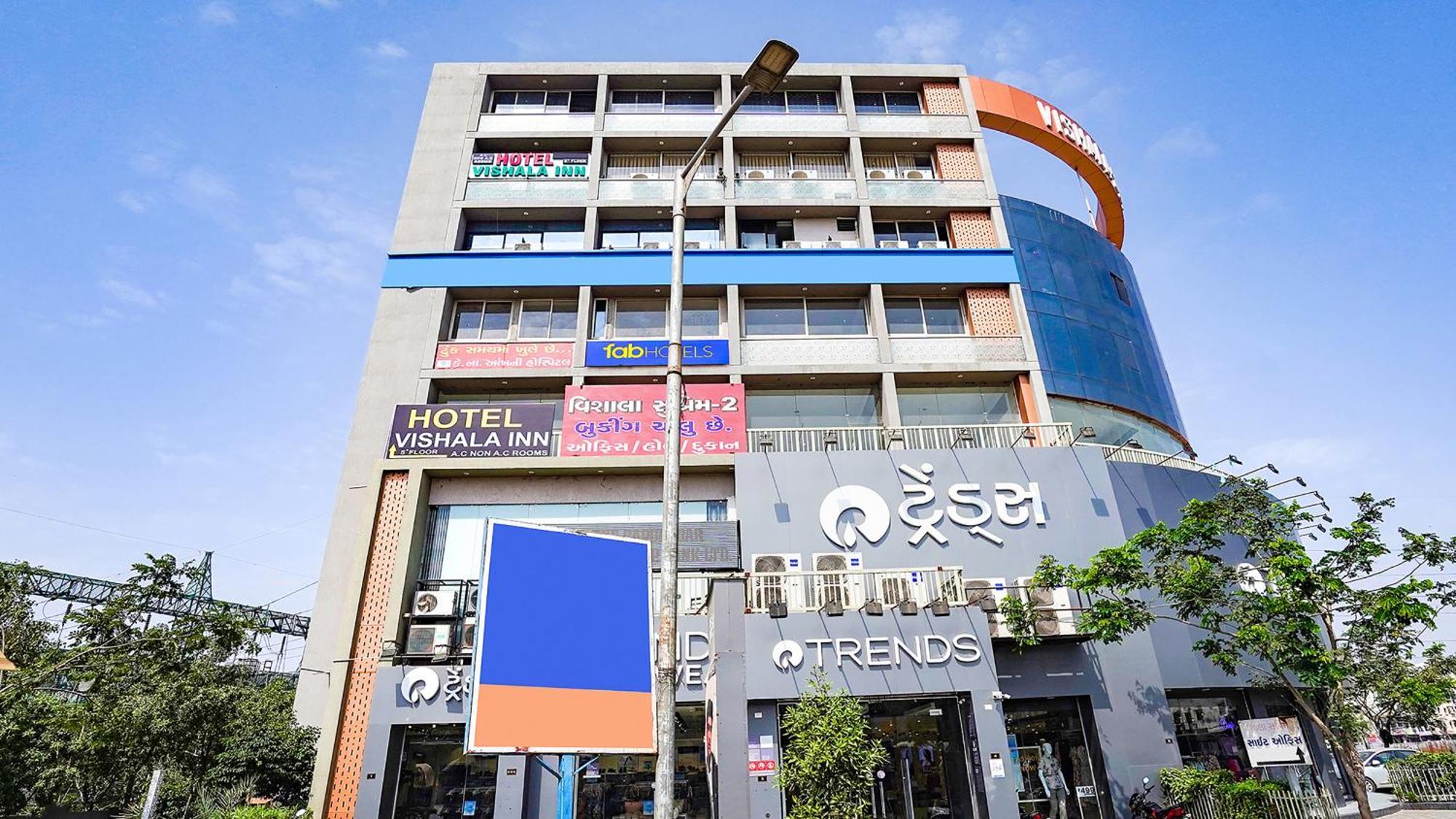 Fabhotel Vishala In アーメダバード エクステリア 写真